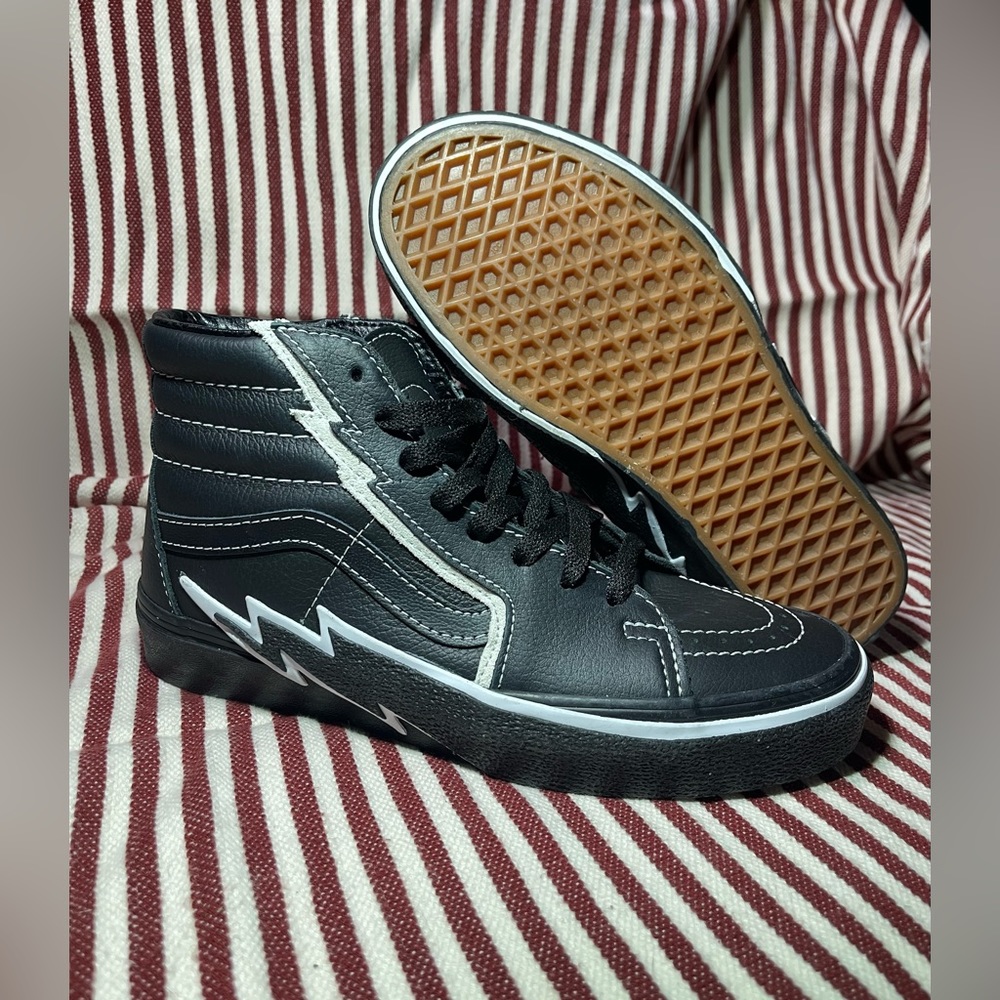 Vans SK8 Hi Bolt Size 5.5